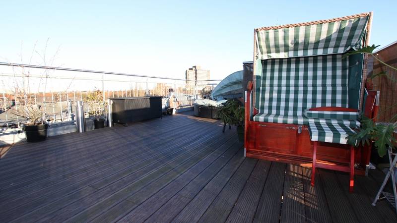 Loftartige Dachgeschosswohnung mit grandioser Dachterrasse